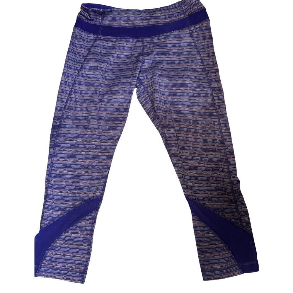 90 Degree M purple multi striped pattern capri leggings hidden waist pocket